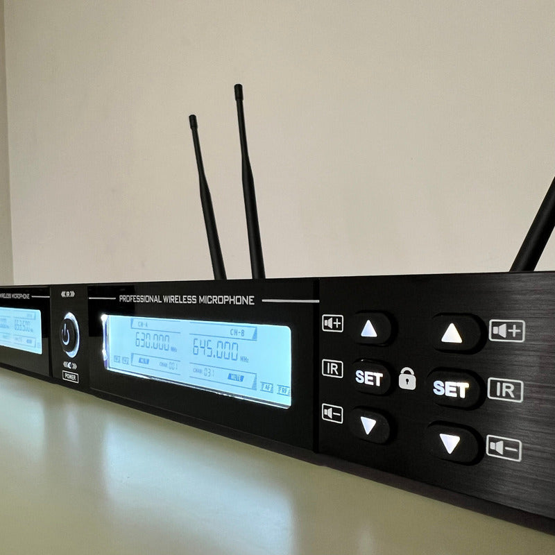 Microfone Sem Fio Quadruplo Prof. Recarregável Ksr Kt4mr Preto