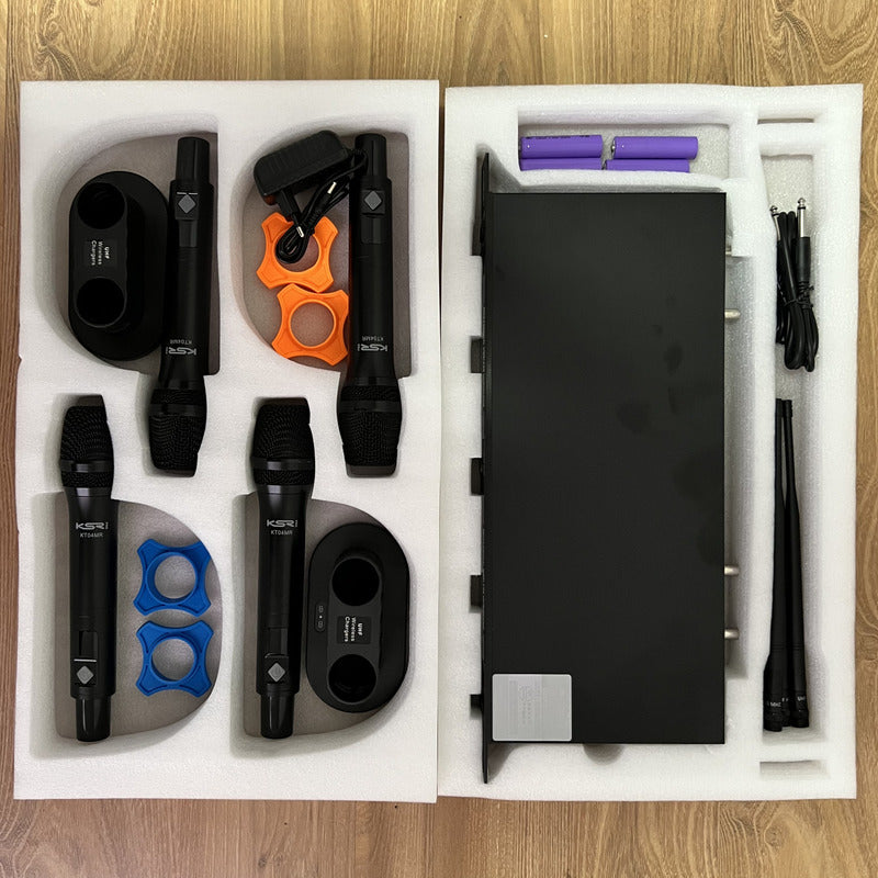 Microfone Sem Fio Quadruplo Prof. Recarregável Ksr Kt4mr Preto