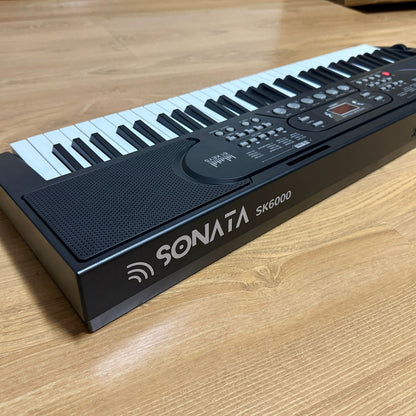 Teclado Musical Estudante Iniciante 61 Teclas Sonata Sk6000 127/220v Preto